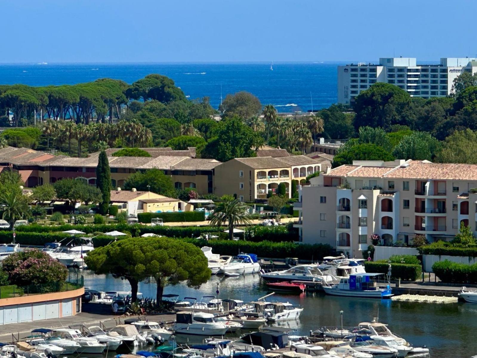 Appartement T3 De Standing Vue Mer Et Marina Mandelieu Exterior foto